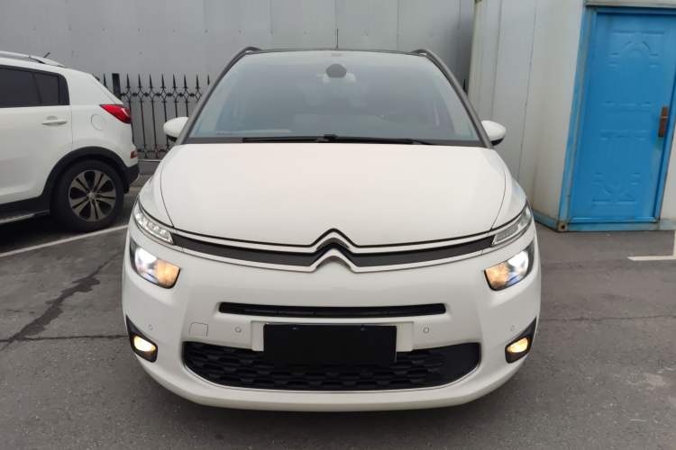 Used Citroen C4 Picasso 2015 Grand 1.6T Luxury 7-Seater Exterior 1