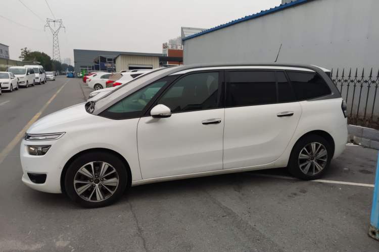 Used Citroen C4 Picasso 2015 Grand 1.6T Luxury 7-Seater Exterior 3