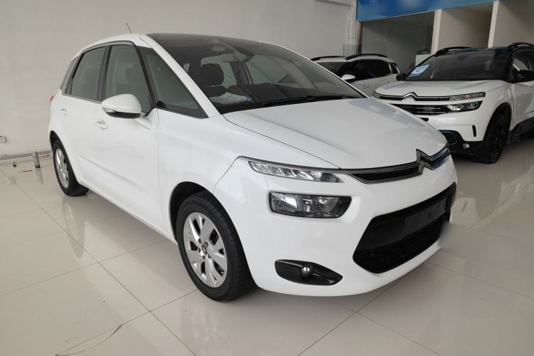 Used Citroen C4 Picasso 2015 1.6T Fashion Model 5 Seats Front Right 45 Deg