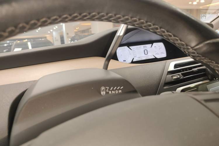Used Citroen C4 Picasso 2015 Grand 1.6T Luxury 7-Seater Gear Lever