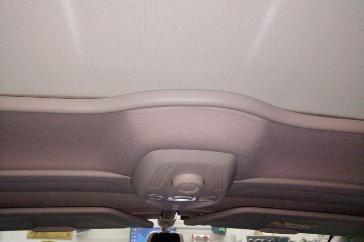 Used Citroen C4 Picasso 2015 1.6T Luxury 5-Seat Model Headliner