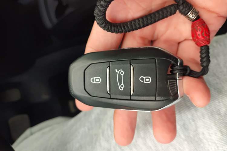 Used Citroen C4 Picasso 2015 Grand 1.6T Luxury 7-Seater Interior 1