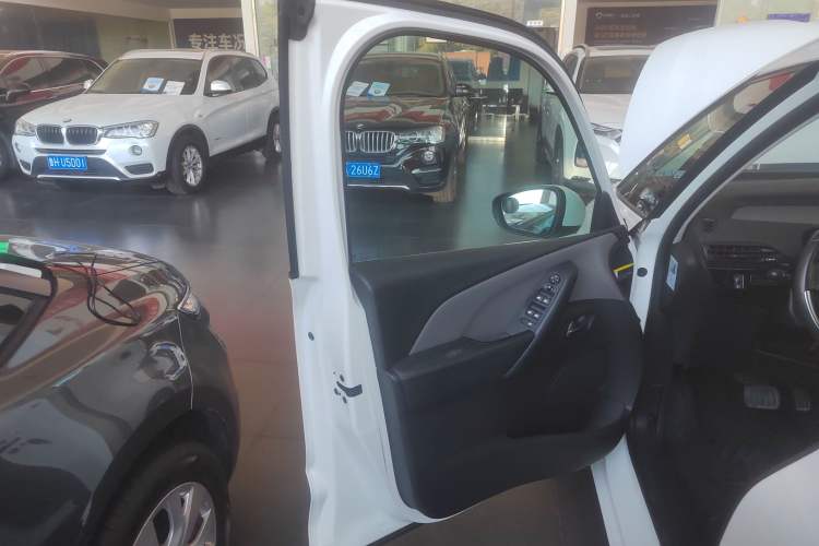 Used Citroen C4 Picasso 2015 1.6T Fashion Model 5 Seats Interior 7