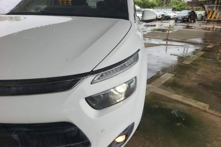 Used Citroen C4 Picasso 2015 1.6T Luxury 5-Seat Model Left Front Headlight