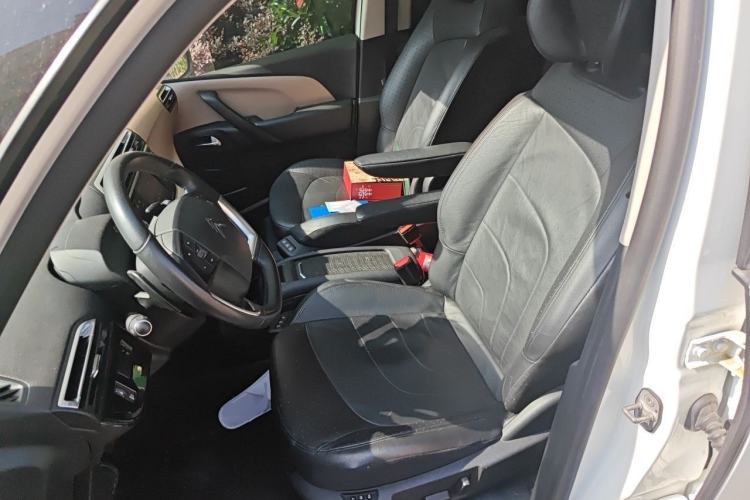 Used Citroen C4 Picasso 2015 Grand 1.6T Luxury 7-Seater Left Front Seat
