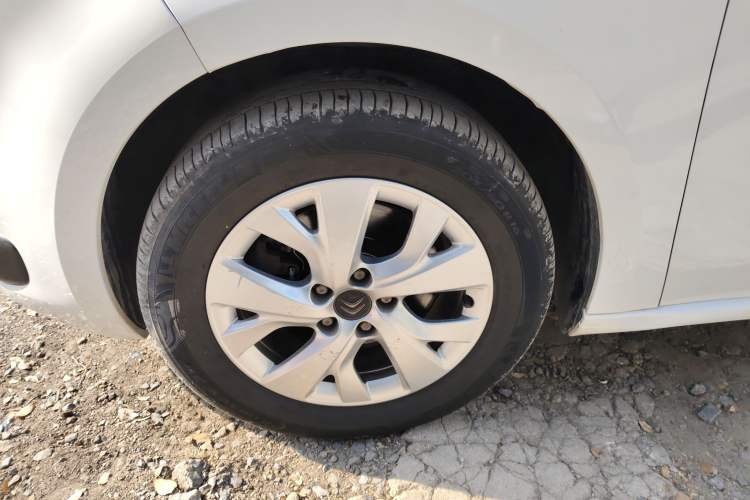 Used Citroen C4 Picasso 2015 1.6T Fashion Model 5 Seats Left Front Wheel Hub