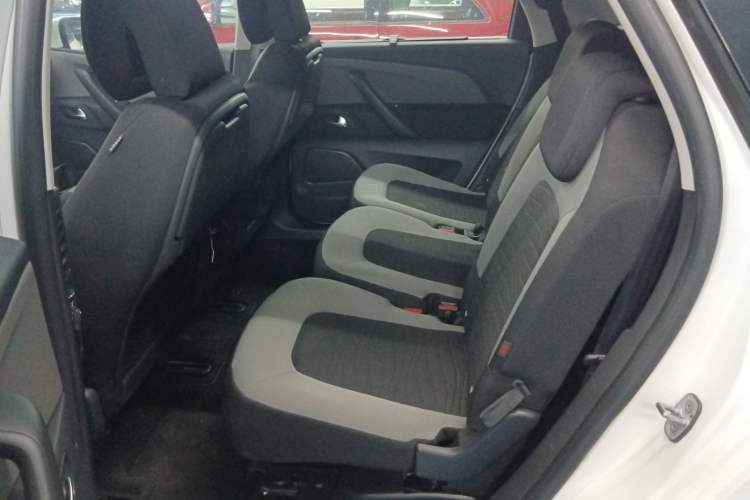 Used Citroen C4 Picasso 2015 1.6T Fashion Model 5 Seats Left Rear Seat