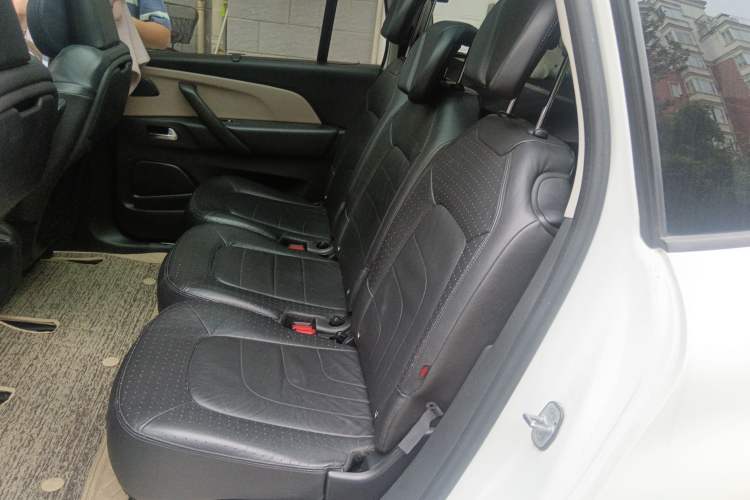 Used Citroen C4 Picasso 2015 Grand 1.6T Luxury 7-Seater Left Rear Seat