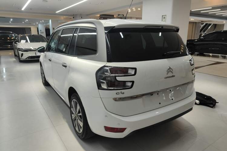 Used Citroen C4 Picasso 2015 Grand 1.6T Luxury 7-Seater Rear Left 45 Deg