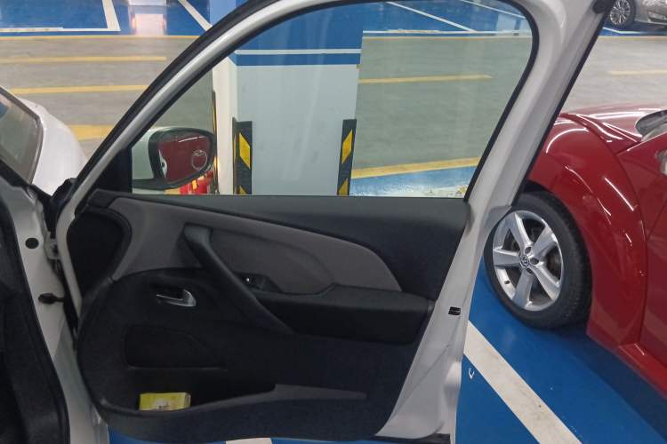 Used Citroen C4 Picasso 2015 1.6T Fashion Model 5 Seats Right Front Door Interior