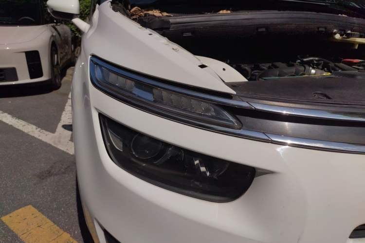 Used Citroen C4 Picasso 2015 Grand 1.6T Luxury 7-Seater Right Front Headlight