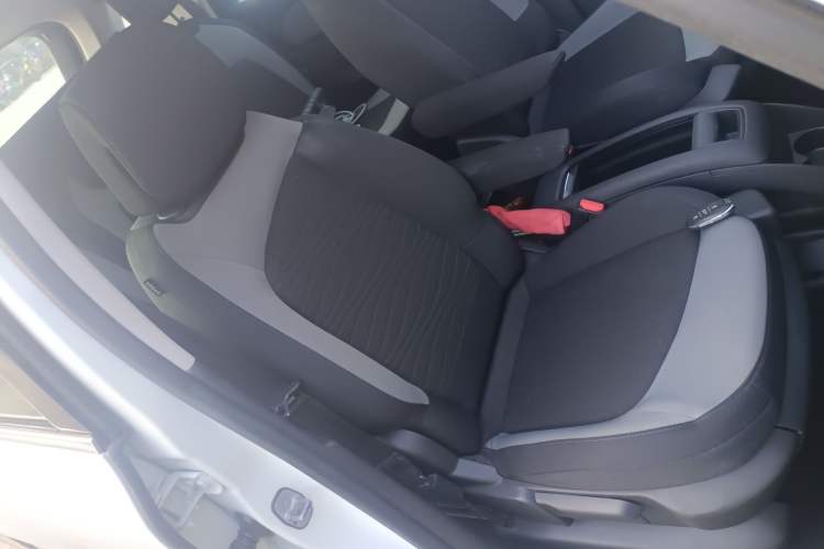 Used Citroen C4 Picasso 2015 1.6T Fashion Model 5 Seats Right Front Seat