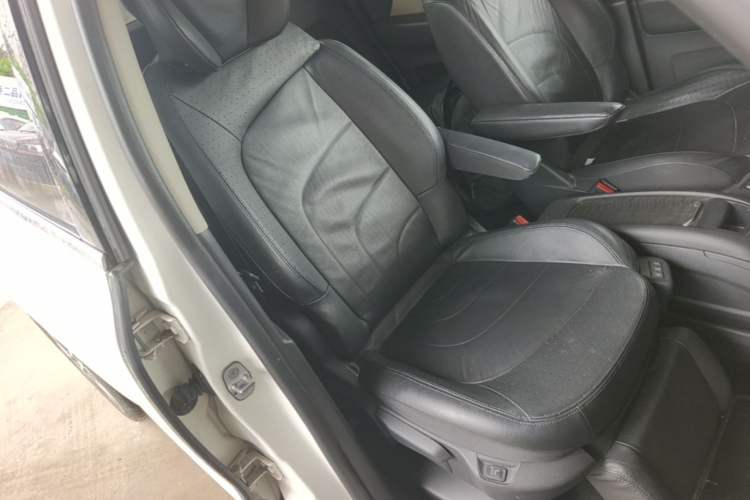 Used Citroen C4 Picasso 2015 1.6T Luxury 5-Seat Model Right Front Seat