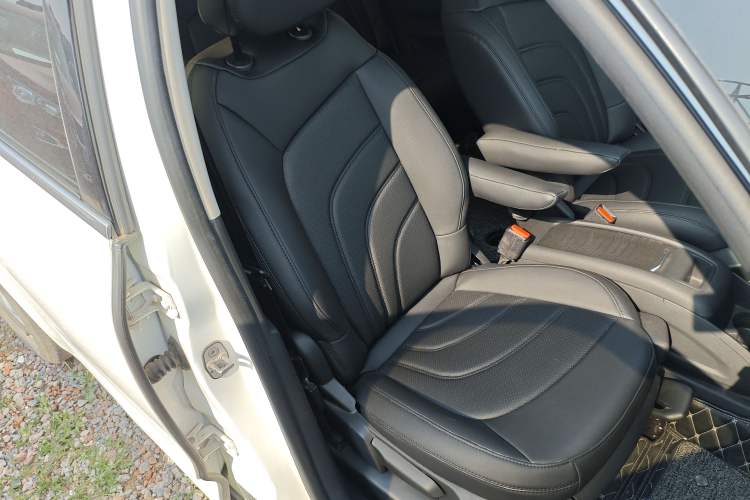 Used Citroen C4 Picasso 2015 1.6T Fashion Model 5 Seats Right Front Seat