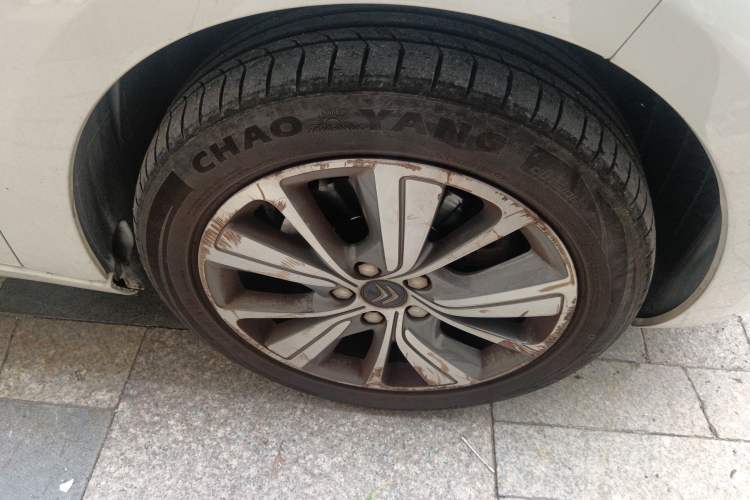 Used Citroen C4 Picasso 2015 Grand 1.6T Luxury 7-Seater Right Front Wheel Hub
