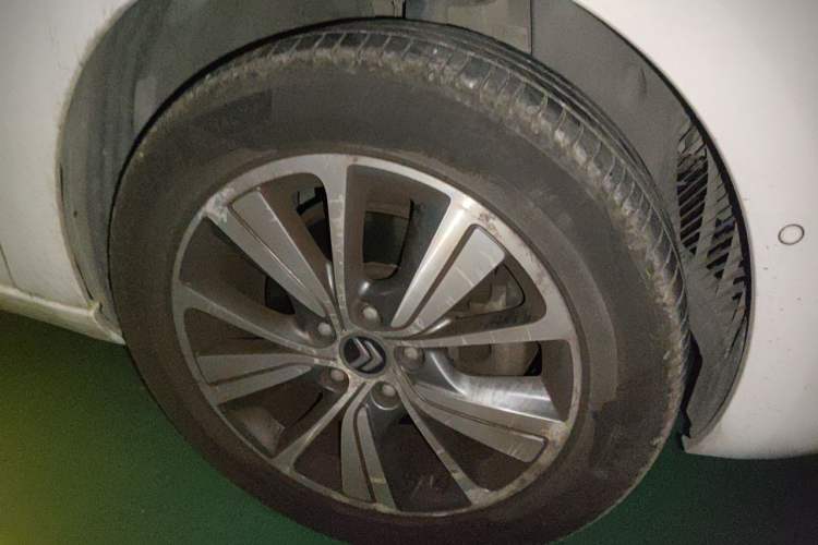 Used Citroen C4 Picasso 2015 Grand 1.6T Luxury 7-Seater Right Front Wheel Hub