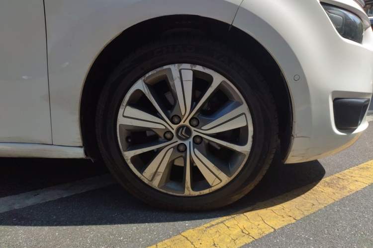 Used Citroen C4 Picasso 2015 Grand 1.6T Luxury 7-Seater Right Front Wheel Hub