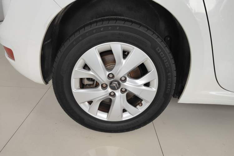 Used Citroen C4 Picasso 2015 1.6T Fashion Model 5 Seats Right Rear Wheel Hub