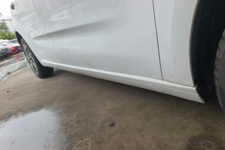 Used Citroen C4 Picasso 2015 1.6T Luxury 5-Seat Model Right Side Sill