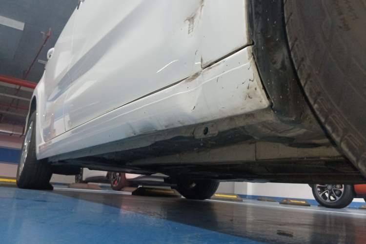 Used Citroen C4 Picasso 2015 1.6T Fashion Model 5 Seats Right Side Sill
