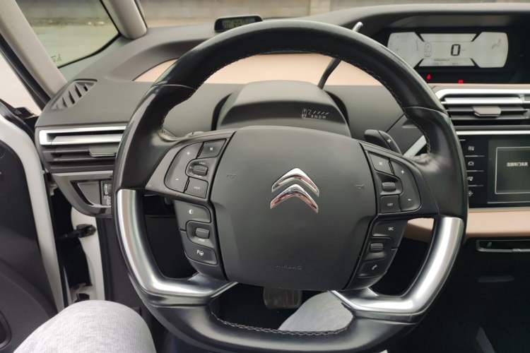 Used Citroen C4 Picasso 2015 Grand 1.6T Luxury 7-Seater Steering Wheel