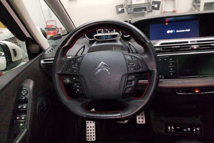 Used Citroen C4 Picasso 2015 1.6T Luxury 5-Seat Model Steering Wheel