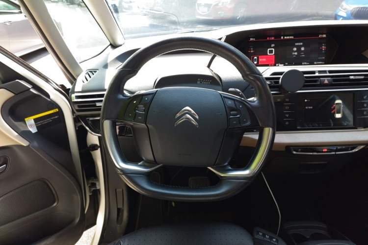 Used Citroen C4 Picasso 2015 Grand 1.6T Luxury 7-Seater Steering Wheel