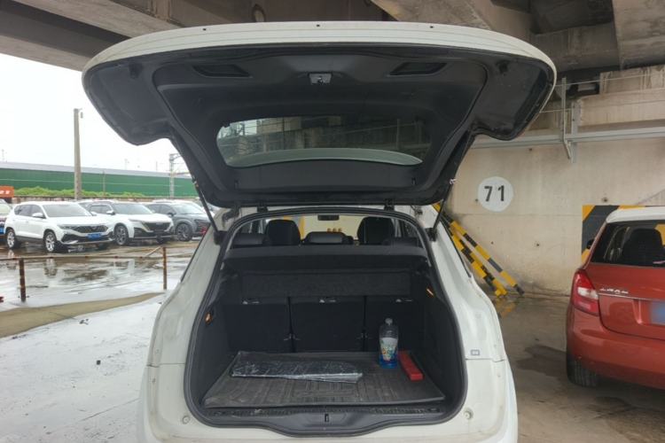 Used Citroen C4 Picasso 2015 1.6T Luxury 5-Seat Model Trunk