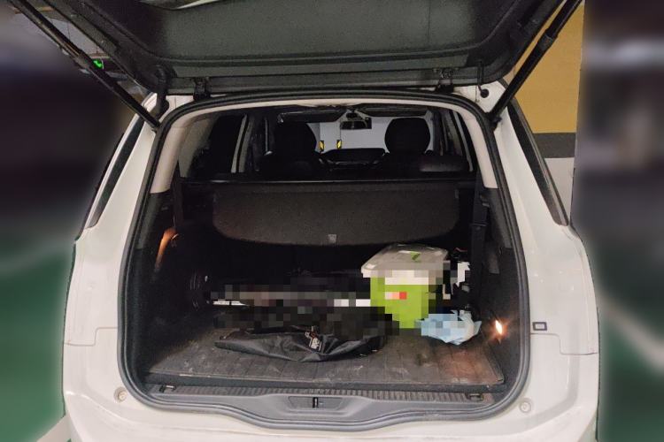 Used Citroen C4 Picasso 2015 Grand 1.6T Luxury 7-Seater Trunk