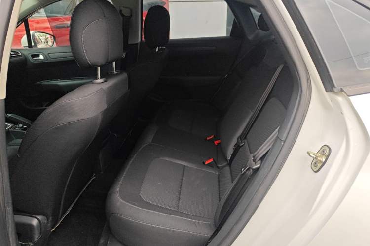 Used Citroen C4 Sega 2018 1.6L Automatic Comfort Model Interior 4
