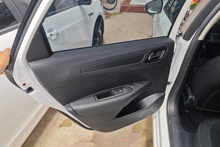 Used Citroen C4 Sega 2018 1.6L Automatic Comfort Model Interior 8