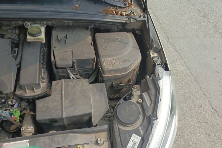 Used Citroen C4 Sega 2016 1.6L Automatic Comfort Model Engine Bay Left