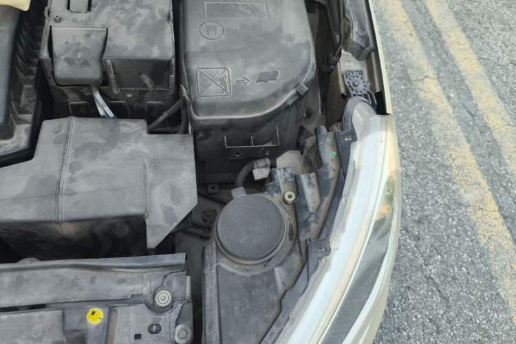 Used Citroen C4 Sega 2016 1.6L Automatic Luxury Model Engine Bay Left