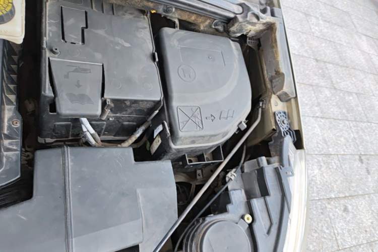 Used Citroen C4 Sega 2016 1.6L Automatic Luxury Model Engine Bay Left