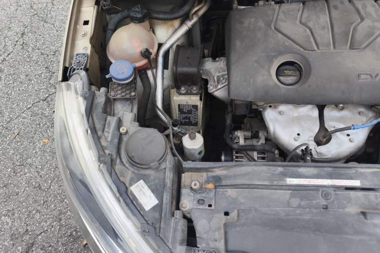 Used Citroen C4 Sega 2016 1.6L Automatic Luxury Model Engine Bay Right