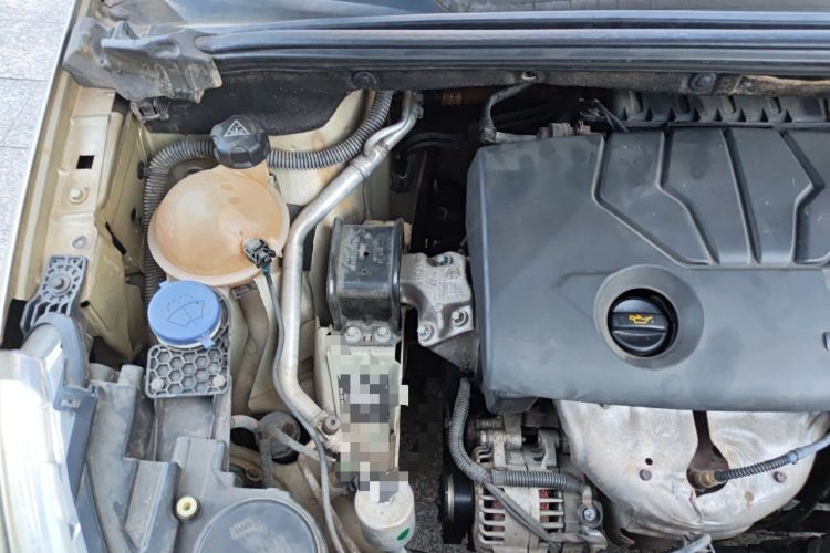 Used Citroen C4 Sega 2016 1.6L Automatic Luxury Model Engine Bay Right