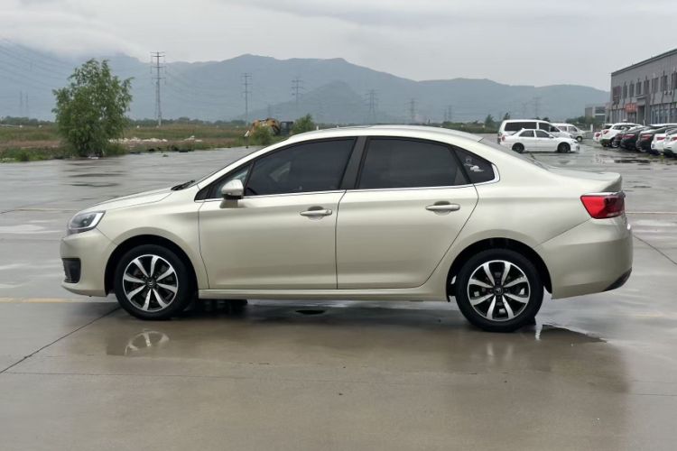 Used Citroen C4 Sega 2016 1.6L Automatic Luxury Model Exterior 7