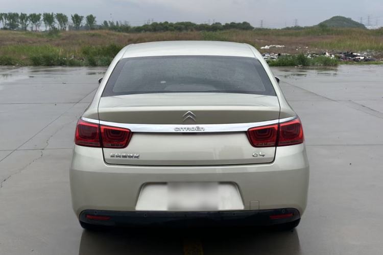 Used Citroen C4 Sega 2016 1.6L Automatic Luxury Model Exterior 8