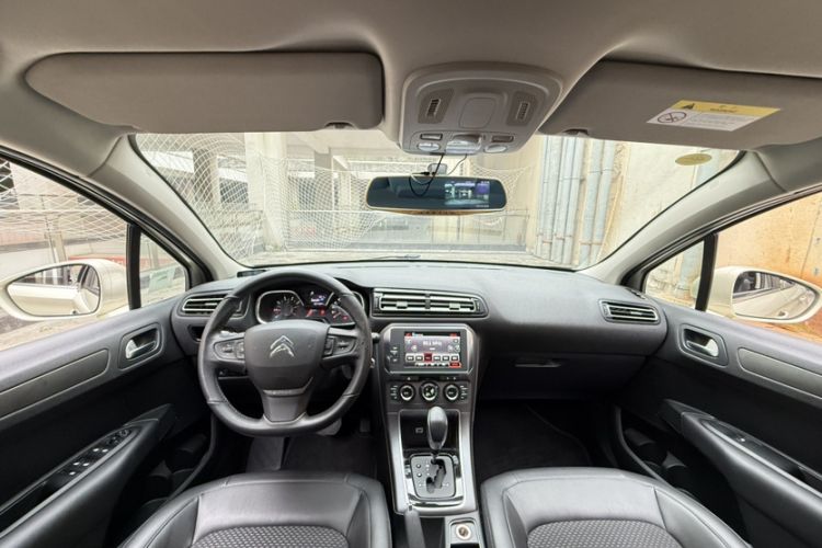 Used Citroen C4 Sega 2016 1.6L Automatic Luxury Model Headliner