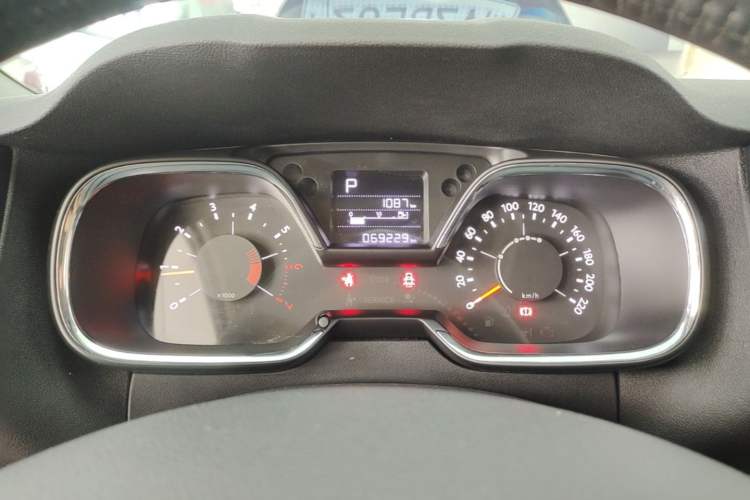 Used Citroen C4 Sega 2016 1.6L Automatic Luxury Model Instrument Cluster