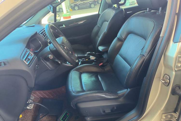Used Citroen C4 Sega 2016 1.2THP Automatic Flagship Model Left Front Seat