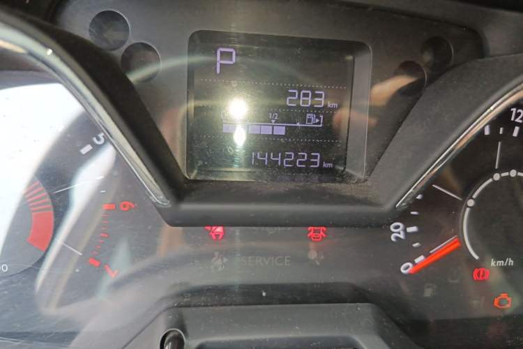 Used Citroen C4 Sega 2016 1.6L Automatic Comfort Model Odometer Close Up