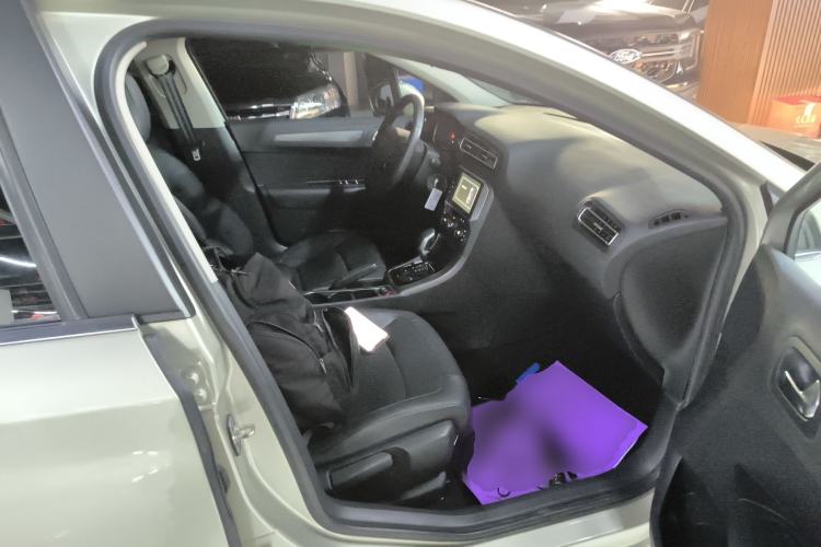 Used Citroen C4 Sega 2016 1.2THP Automatic Luxury Model Right Front Seat