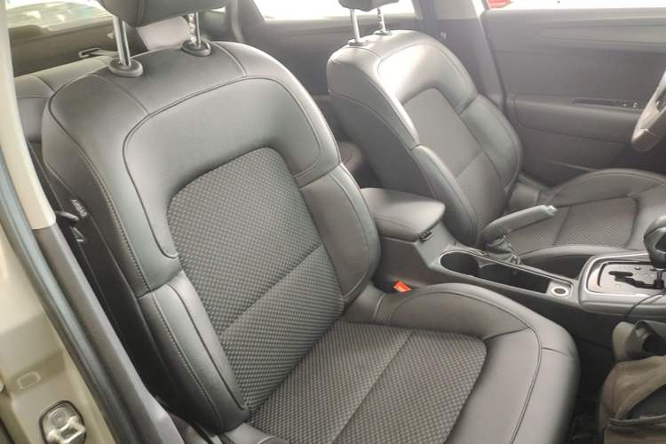 Used Citroen C4 Sega 2016 1.6L Automatic Luxury Model Right Front Seat