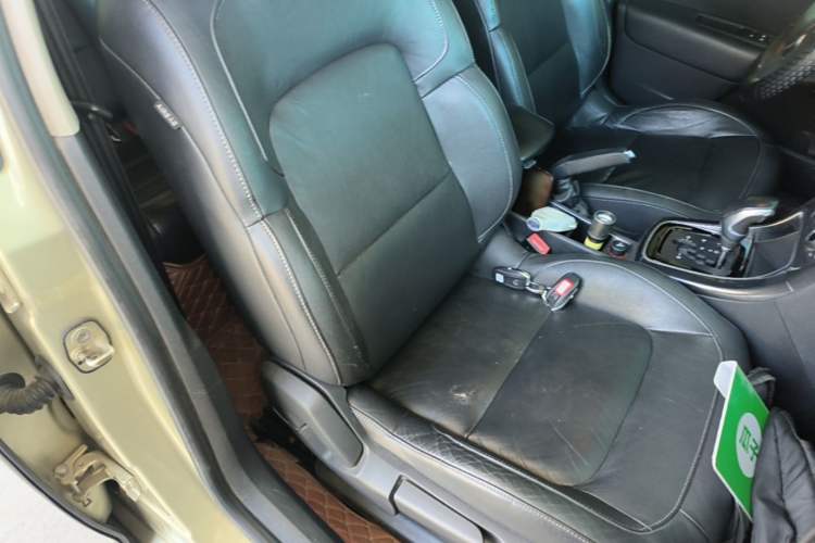 Used Citroen C4 Sega 2016 1.2THP Automatic Flagship Model Right Front Seat