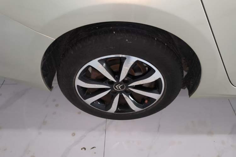 Used Citroen C4 Sega 2016 1.6L Automatic Luxury Model Right Rear Wheel Hub