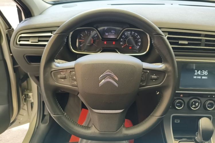 Used Citroen C4 Sega 2016 1.6L Automatic Luxury Model Steering Wheel