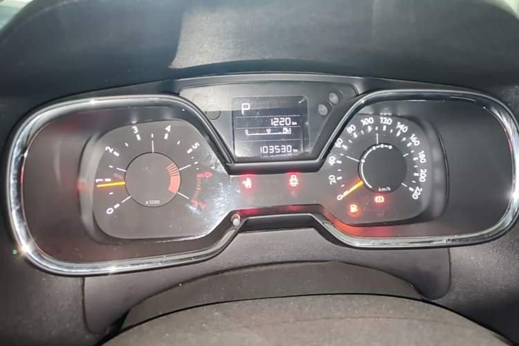 Used Citroen C4 Sega 2016 1.6L Automatic Comfort Model Instrument Cluster
