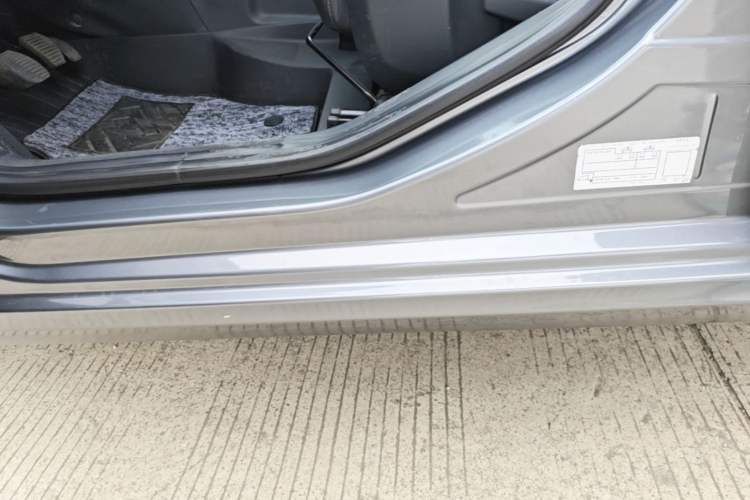 Used Citroen C4 Sega 2016 1.6L Manual Luxury Model Left Side Sill