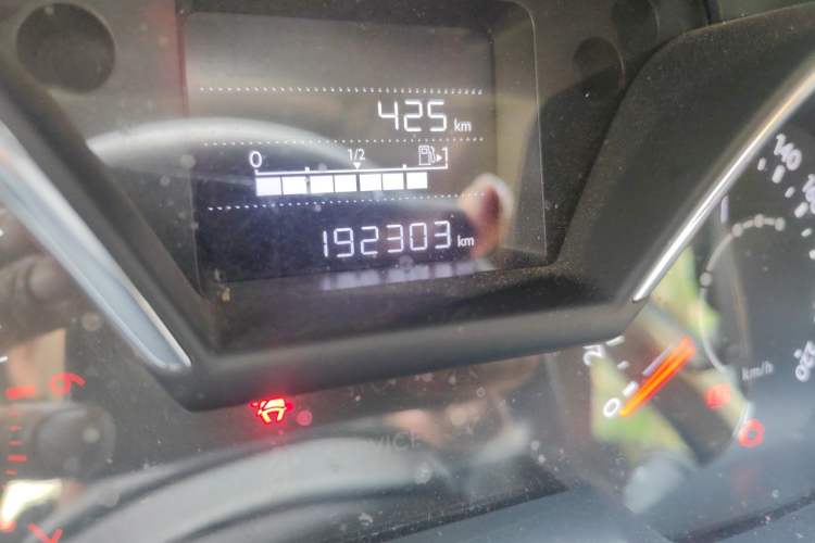 Used Citroen C4 Sega 2016 1.6L Manual Luxury Model Odometer Close Up